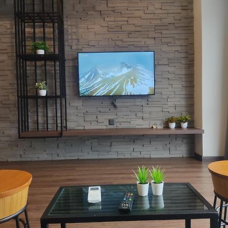 Exclusive Business Suite @ M Summit 191 George Town Esterno foto