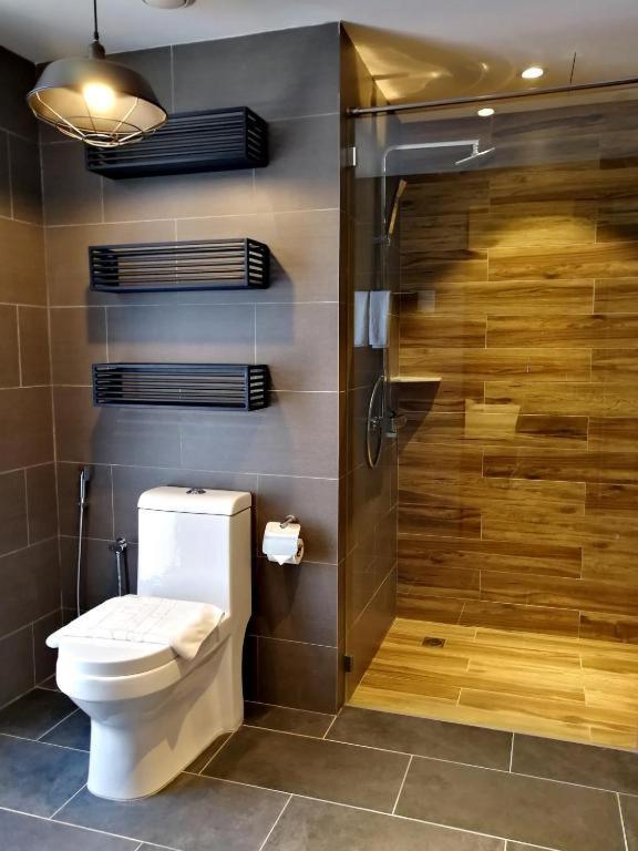 Exclusive Business Suite @ M Summit 191 George Town Esterno foto
